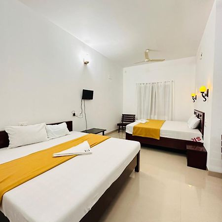 Pkn Homestay Thekkady Kumily Exterior foto