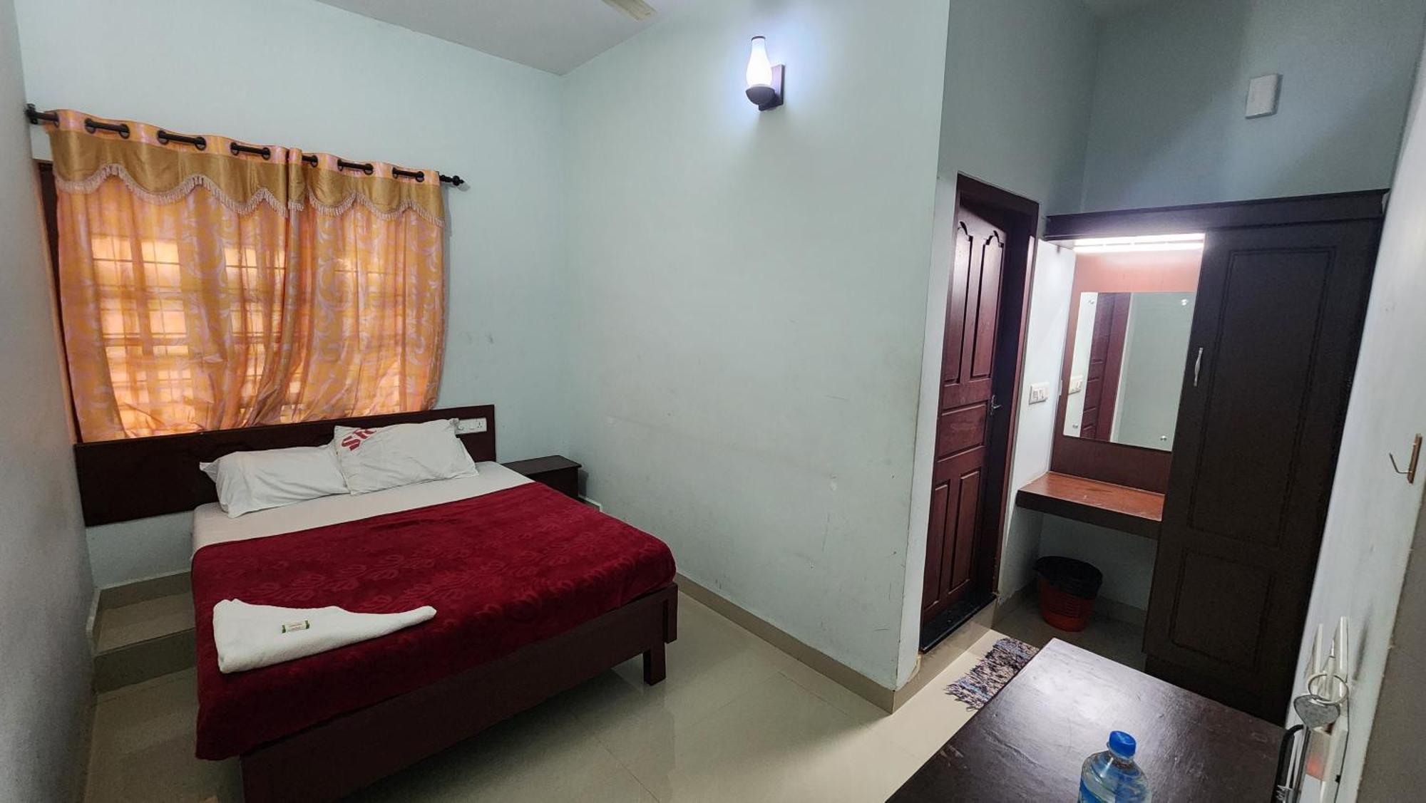 Pkn Homestay Thekkady Kumily Exterior foto